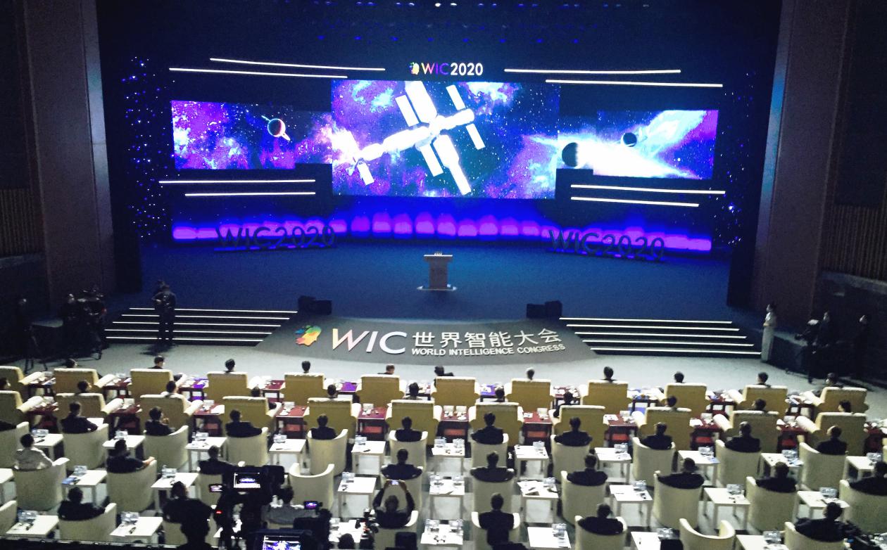 AI助力抗疫：智能技术如何在疫情中发挥关键作用